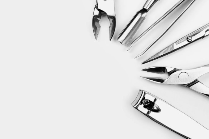 гипоаллергенные инструменты для маникюра