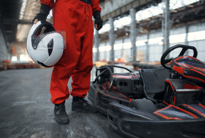 Які переваги критого картингу в Києві