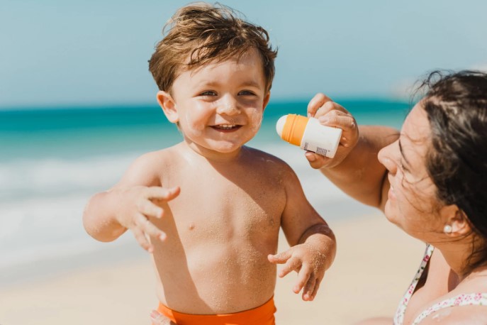 скільки сонцезахисного крему наносити